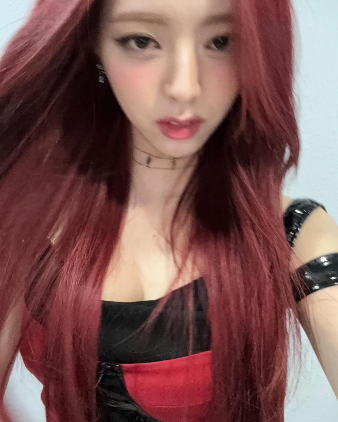 ITZY YUNA KPOP NSFW